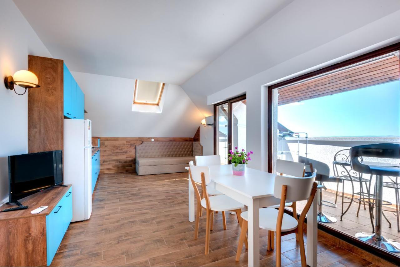 Panorama Blue Family Hotel And Free Parking Nesebar Buitenkant foto
