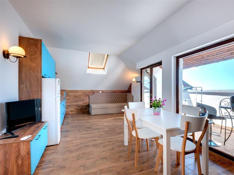 Panorama Blue Family Hotel And Free Parking Nesebar Buitenkant foto