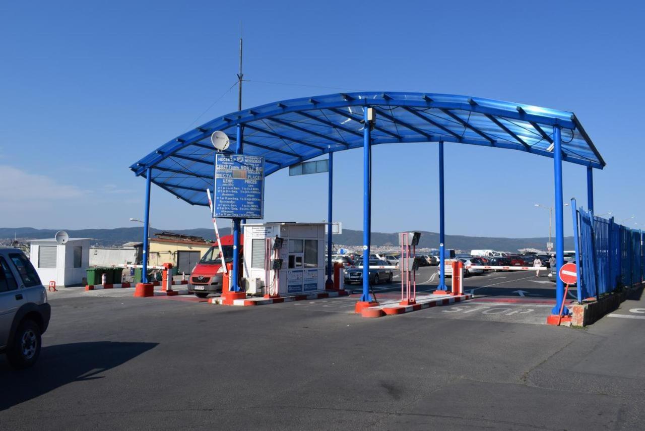 Panorama Blue Family Hotel And Free Parking Nesebar Buitenkant foto